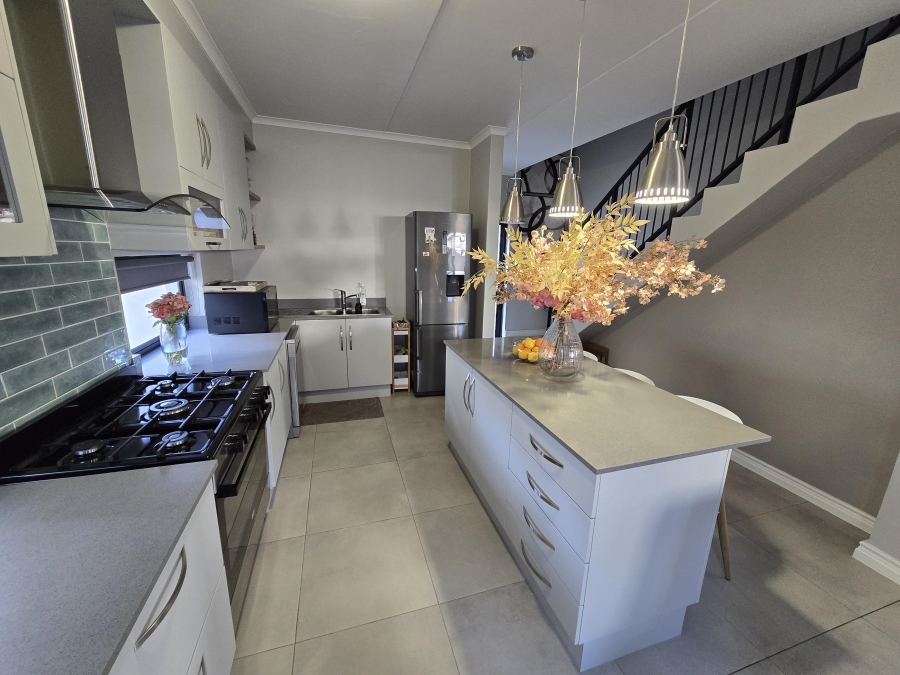 To Let 3 Bedroom Property for Rent in Groot Phesantekraal Estate Western Cape